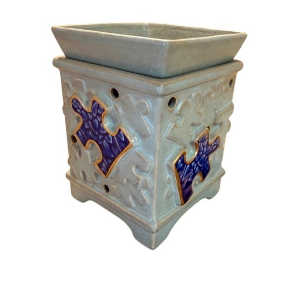 Scentsy Piece by Piece Puzzle Wax Warmer Purple Sage Green Retired